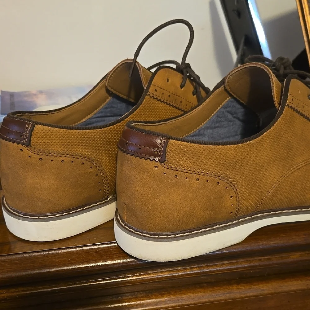 Men's Brown Oxfords - Picture 2 of 2